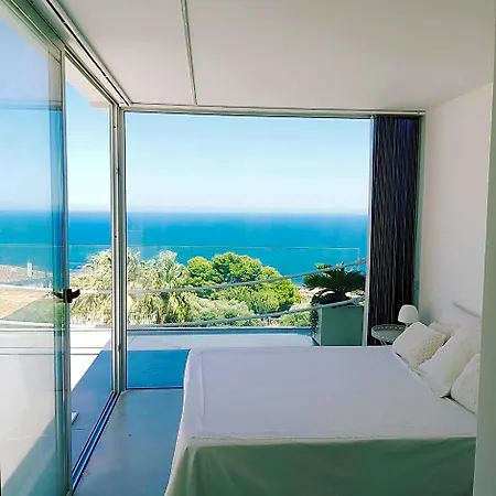 Bed and breakfast La Del Mar 4*