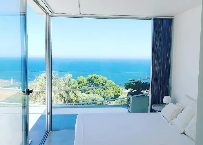 Bed and breakfast La Del Mar 4*