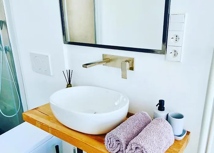 La Del Mar فندق مبيت وإفطار