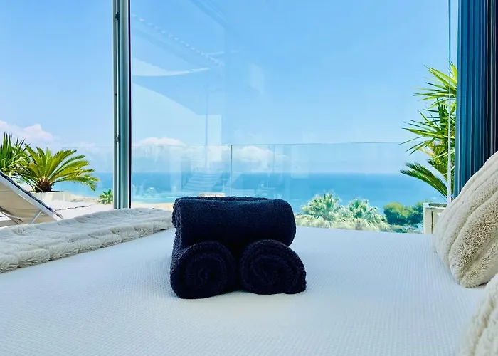 La Del Mar فندق مبيت وإفطار 4*
