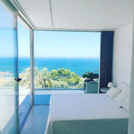 Bed & Breakfast La Del Mar *